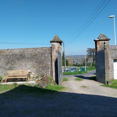 Joli Appartement Avec Vue Sur La Baie Avranches Eksteriør billede